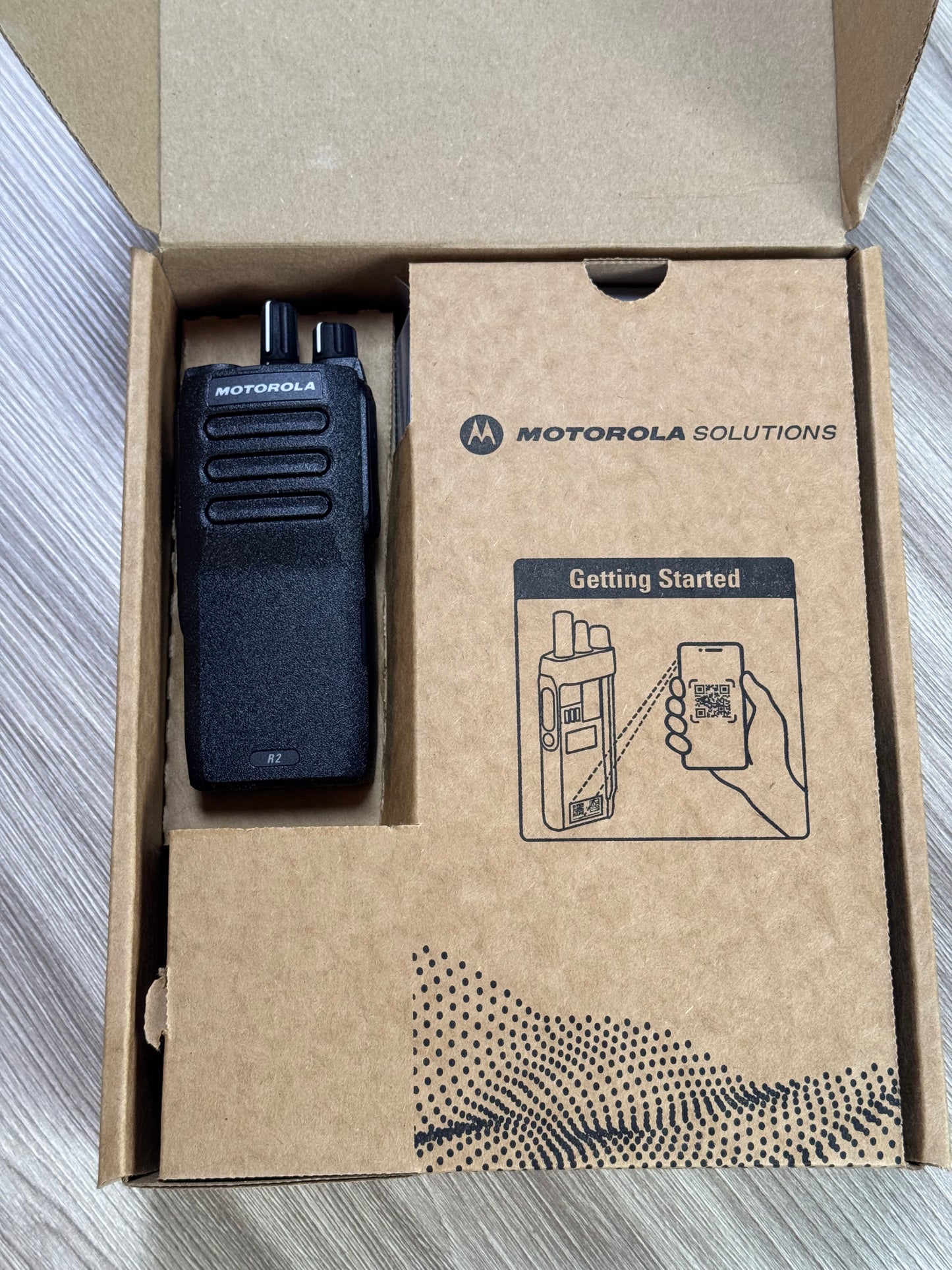 Radio Portátil Motorola Dep250 Uhf 403-480mhz 4w Nkp Dmr