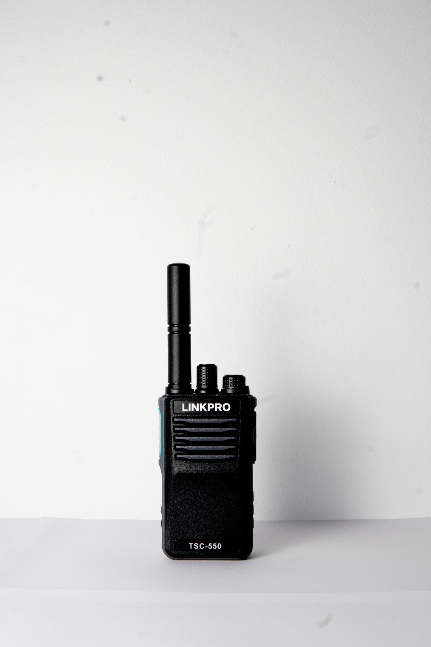 Radio Pórtatil LINKPRO PRO-550 Uhf 400-470 Mhz 10w 16 Canales