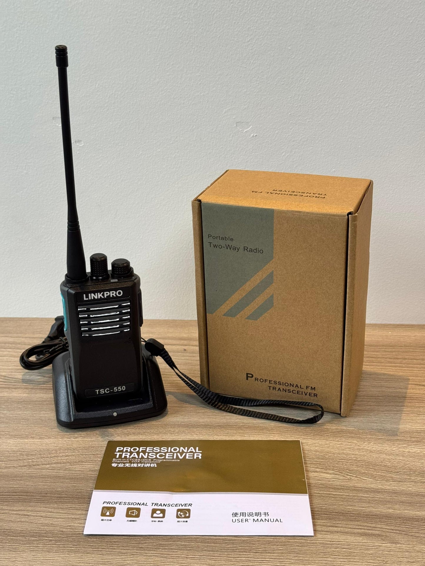 Radio Pórtatil LINKPRO PRO-550 Uhf 400-470 Mhz 10w 16 Canales